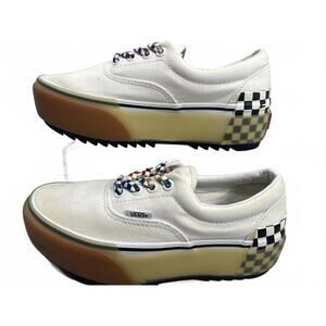 Vans Classic White Canvas Sneakers with Checkerboard Detail WMS 6
